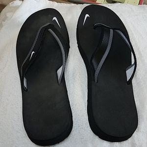 Nike flip flops